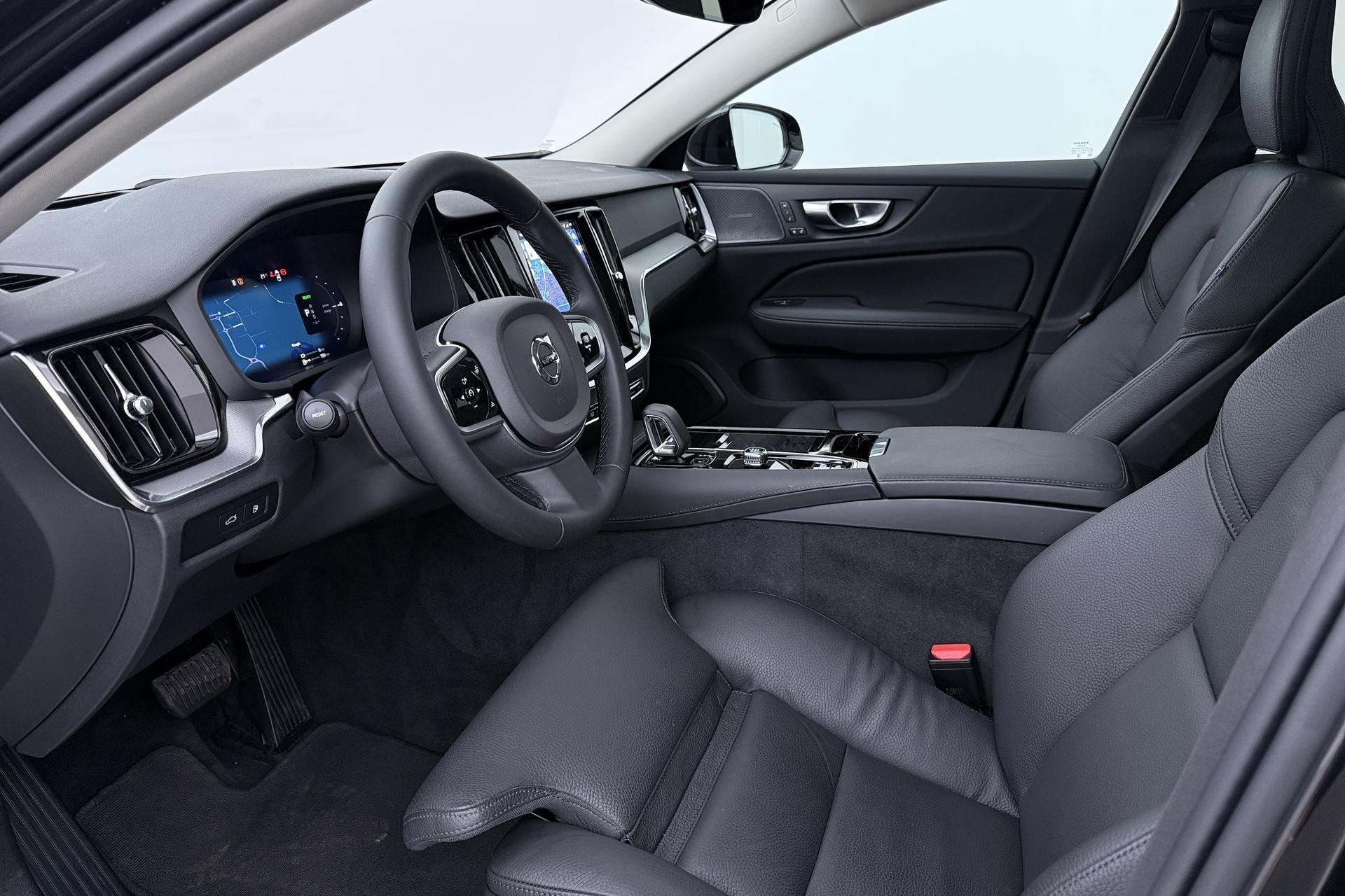Volvo V60 T6 Plus Bright | ACC | Panoramadak | 360° Camera, Automaat, Gebruikt, Euro 6, 4 cilinders