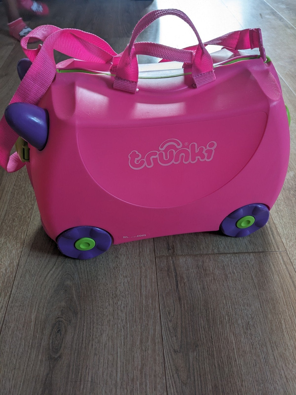 Roze Trunki kinder reiskoffer met wieltjes, Ophalen, Gebruikt