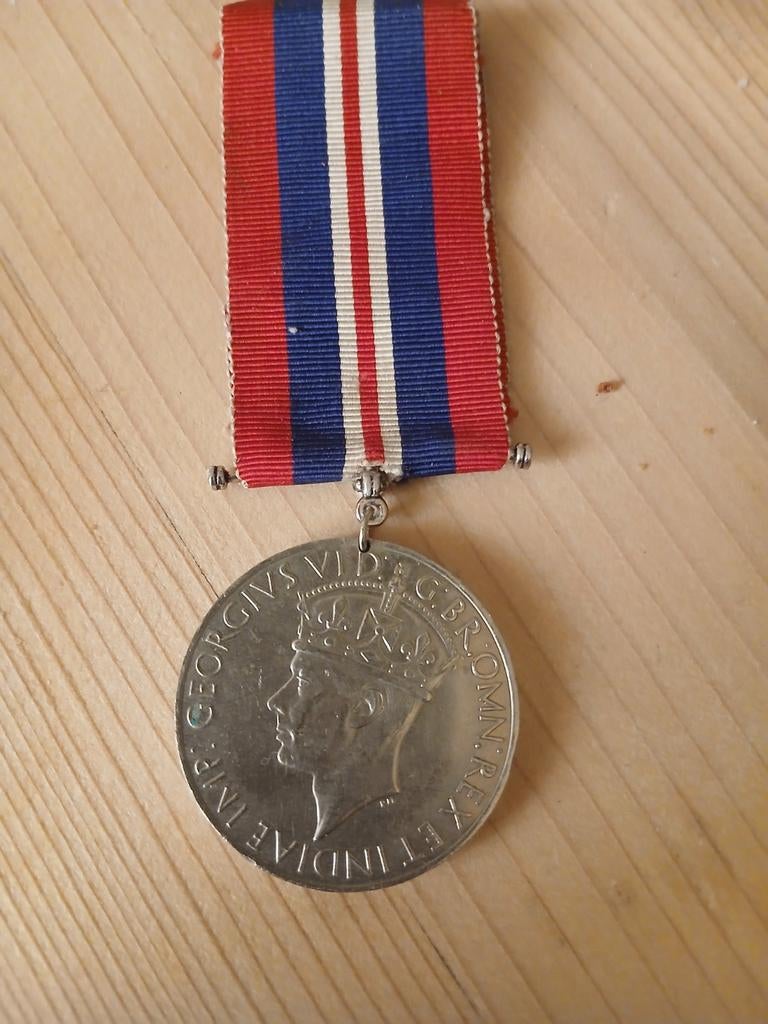 Britse Medaille ww2, vermoedelijk Indiase aanmaak, Ophalen of Verzenden