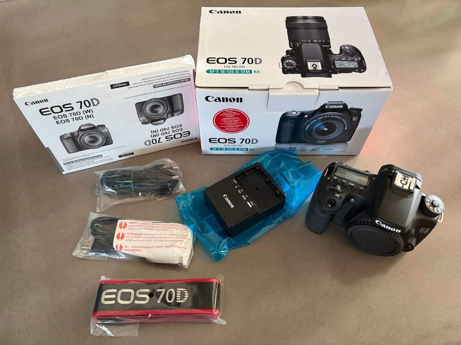 Canon 70D spiegelreflexcamera - Nieuwstaat: 300 clicks, Audio, Tv en Foto, Handleiding, Spiegelreflex, Canon, Ophalen of Verzenden