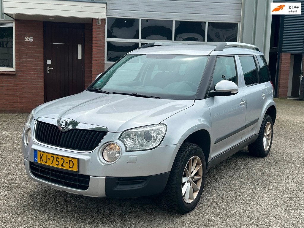 Skoda Yeti 2.0 TDI Elegance 4x4 Automaat, Auto's, Skoda, Automaat, Euro 5, 15 km/l, Gebruikt
