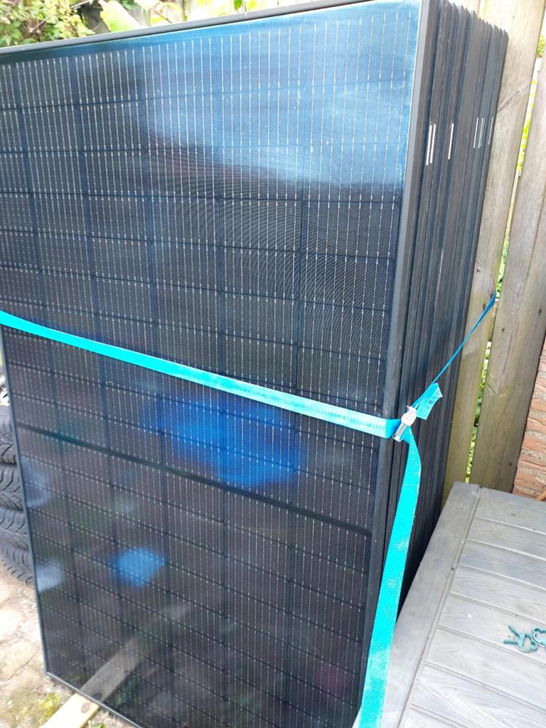 Compleet zonnepanelensysteem Phono Solar & SolarEdge, Ophalen of Verzenden, Gebruikt, Compleet systeem, 200 wattpiek of meer