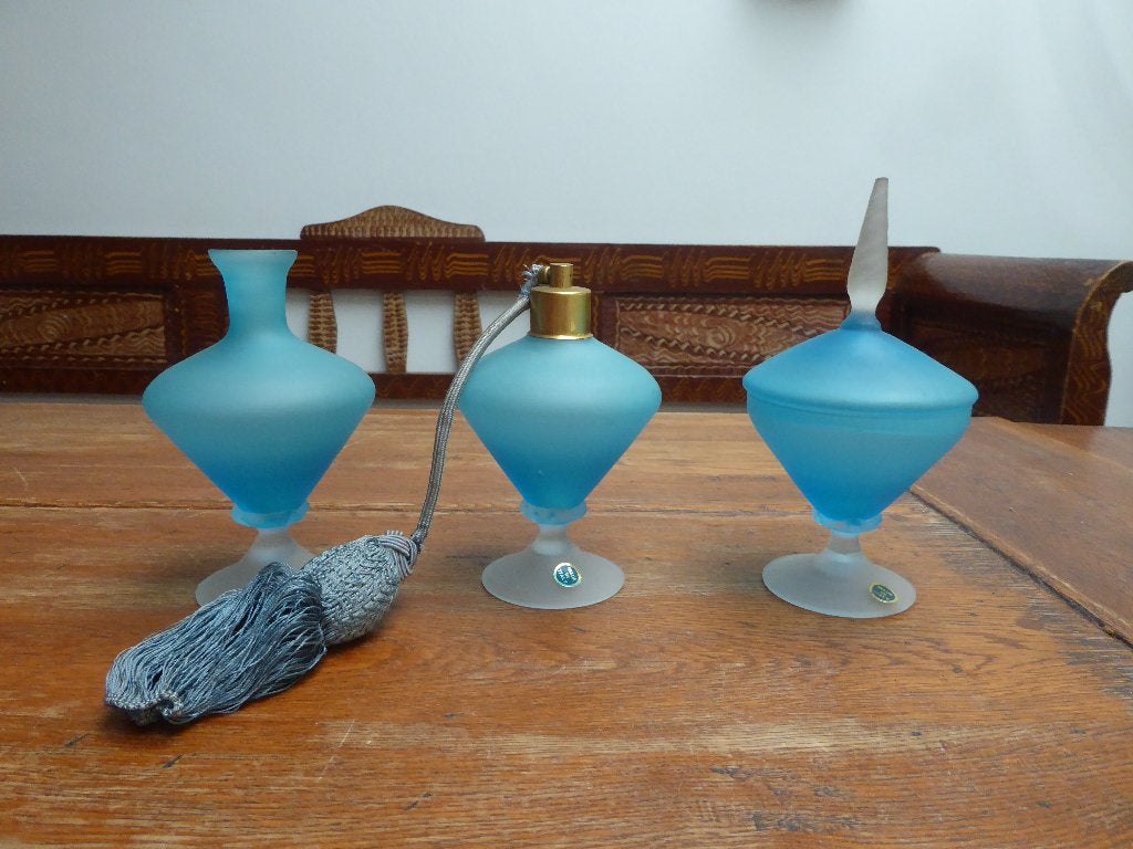 Vintage 3-delige opaline toilettafel set, Italy