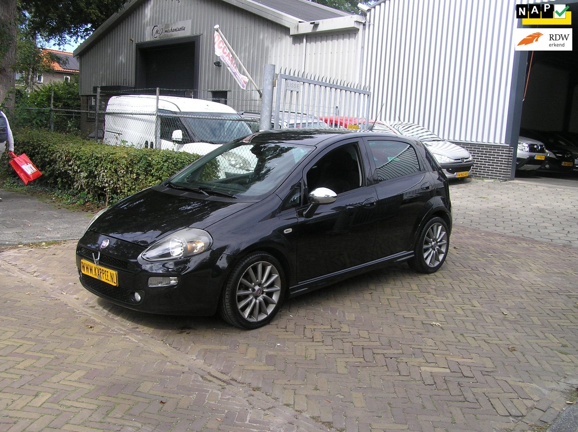 Fiat Punto Evo 0.9 TwinAir Sport nap pas airco nieuwe apk, Auto's, Voorwielaandrijving, Euro 5, Gebruikt, Automatische klimaatregeling
