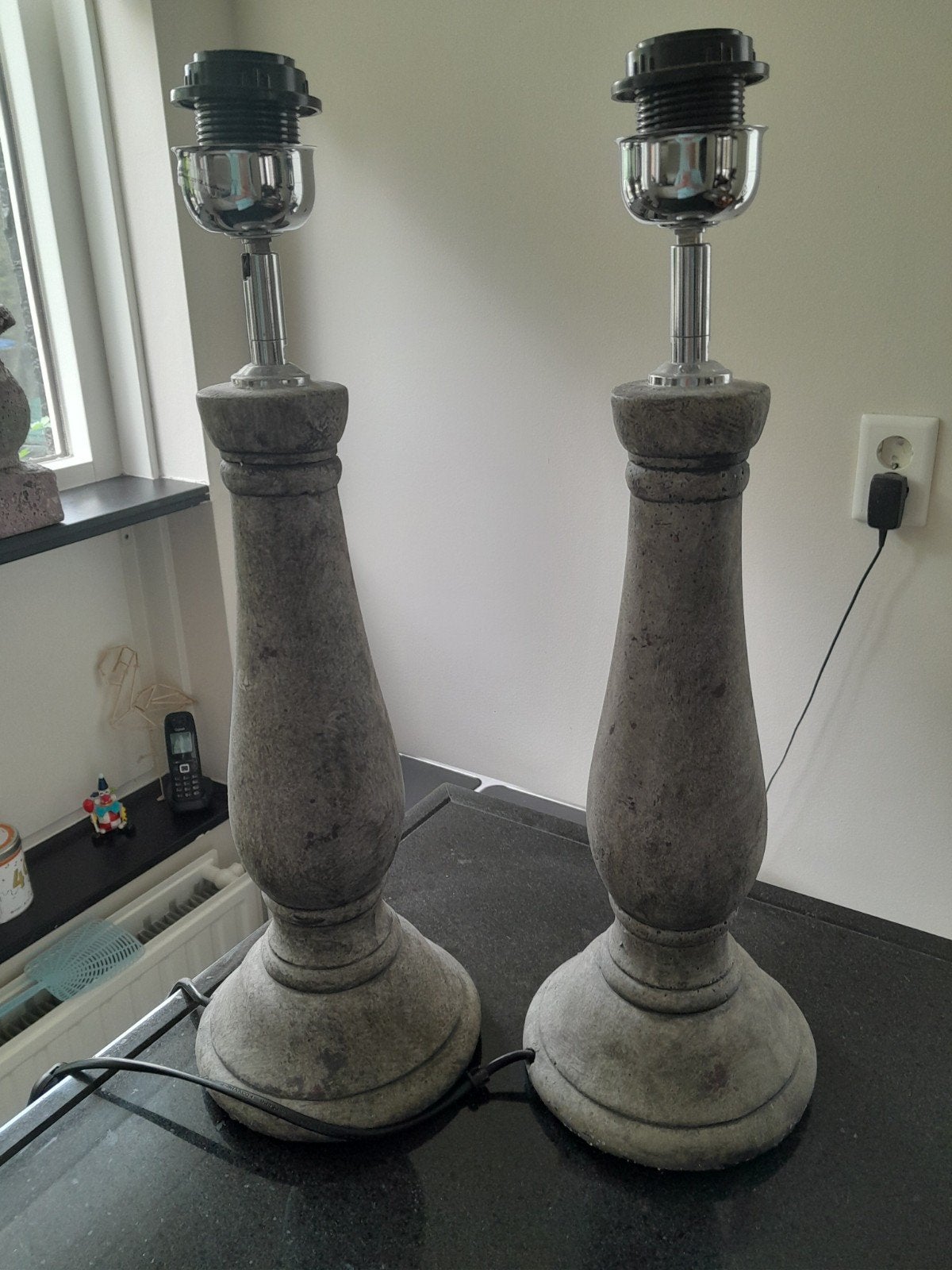 Set van 2 robuuste stenen tafellampen, Gebruikt, Overige materialen, Ophalen of Verzenden, Minder dan 50 cm