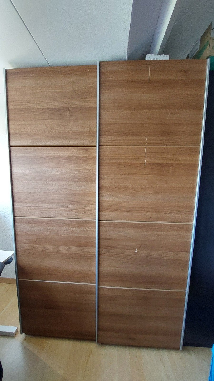 Gratis kledingkast met schuifdeuren, Ophalen, Gebruikt, 100 tot 150 cm, 200 cm of meer