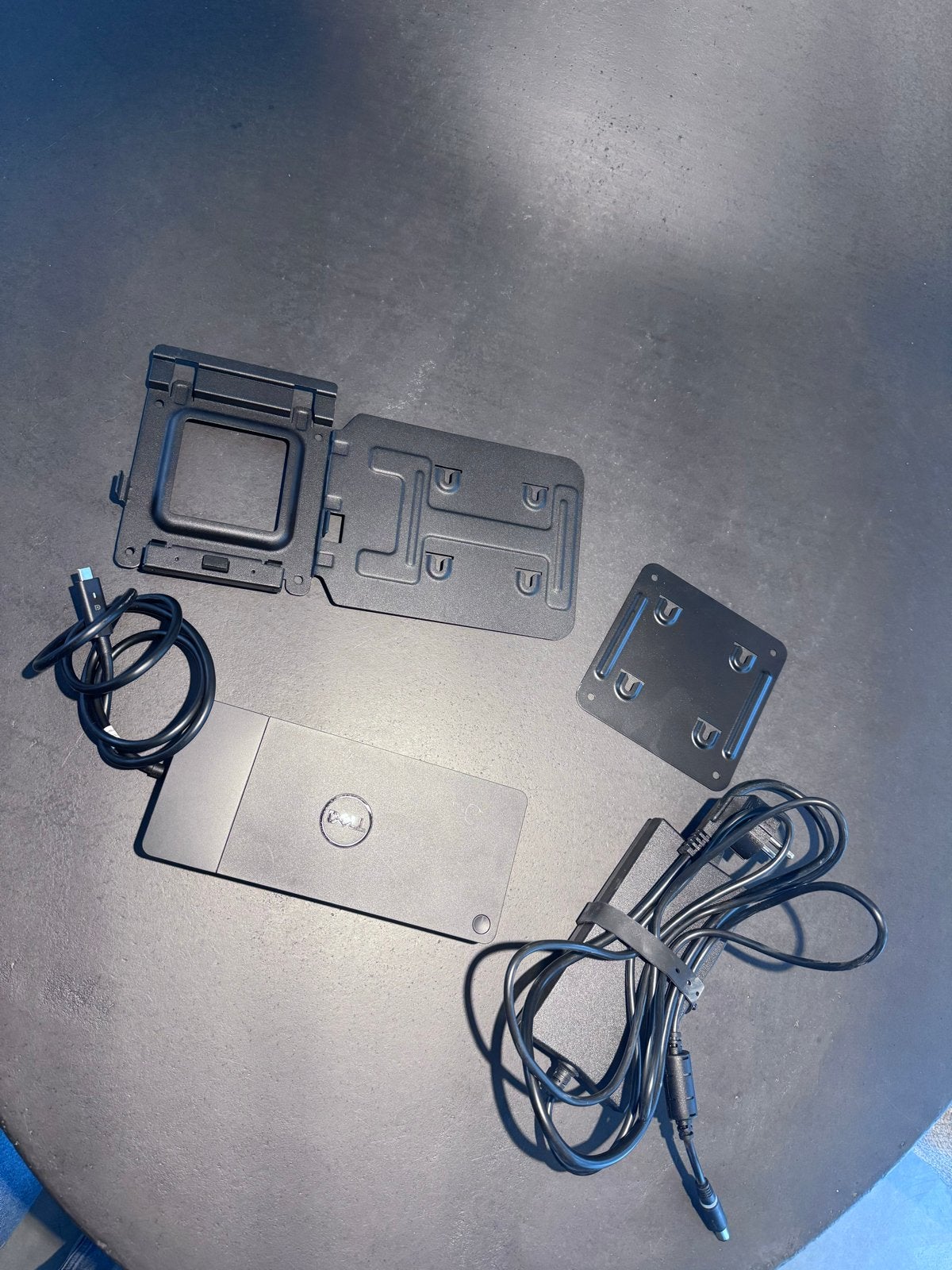 Dell WD19 Docking Station met MK15 Montagekit, Ophalen, Gebruikt, Docking station, Laptop