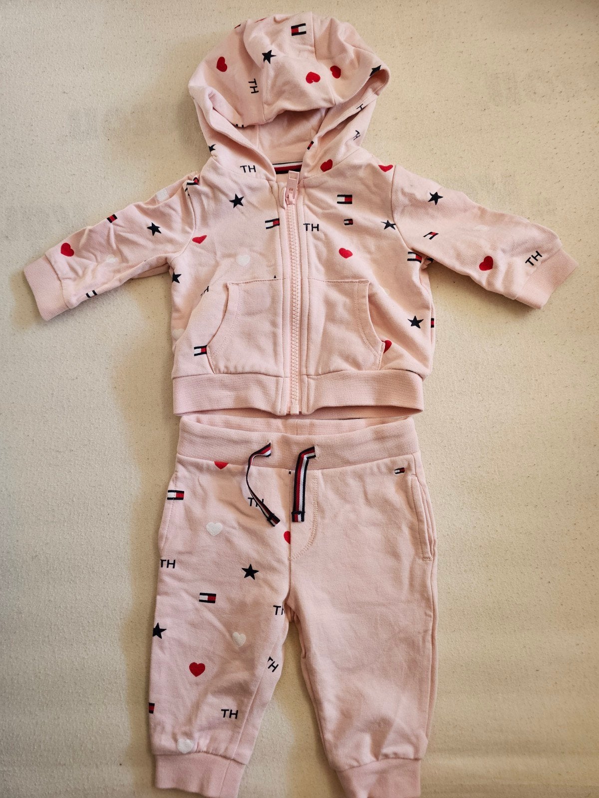 tommy hilfiger jogging meisjesset lichtroze 62, Kinderen en Baby's, Babykleding | Maat 62, Ophalen of Verzenden