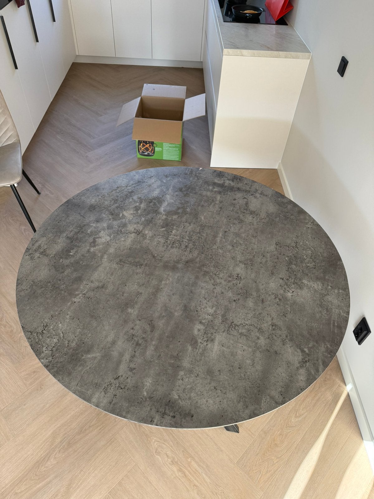 Ronde tafel (ophalen), Antiek en Kunst, Antiek | Meubels | Tafels, Ophalen