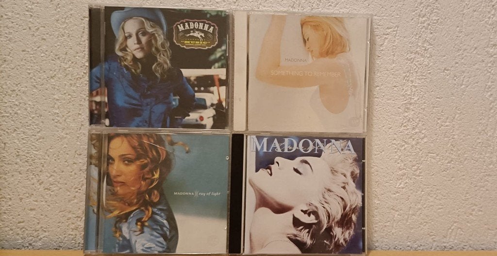 CD MADONNA 4 CD's goede conditie, Ophalen of Verzenden, 1980 - 1989, Zo goed als nieuw