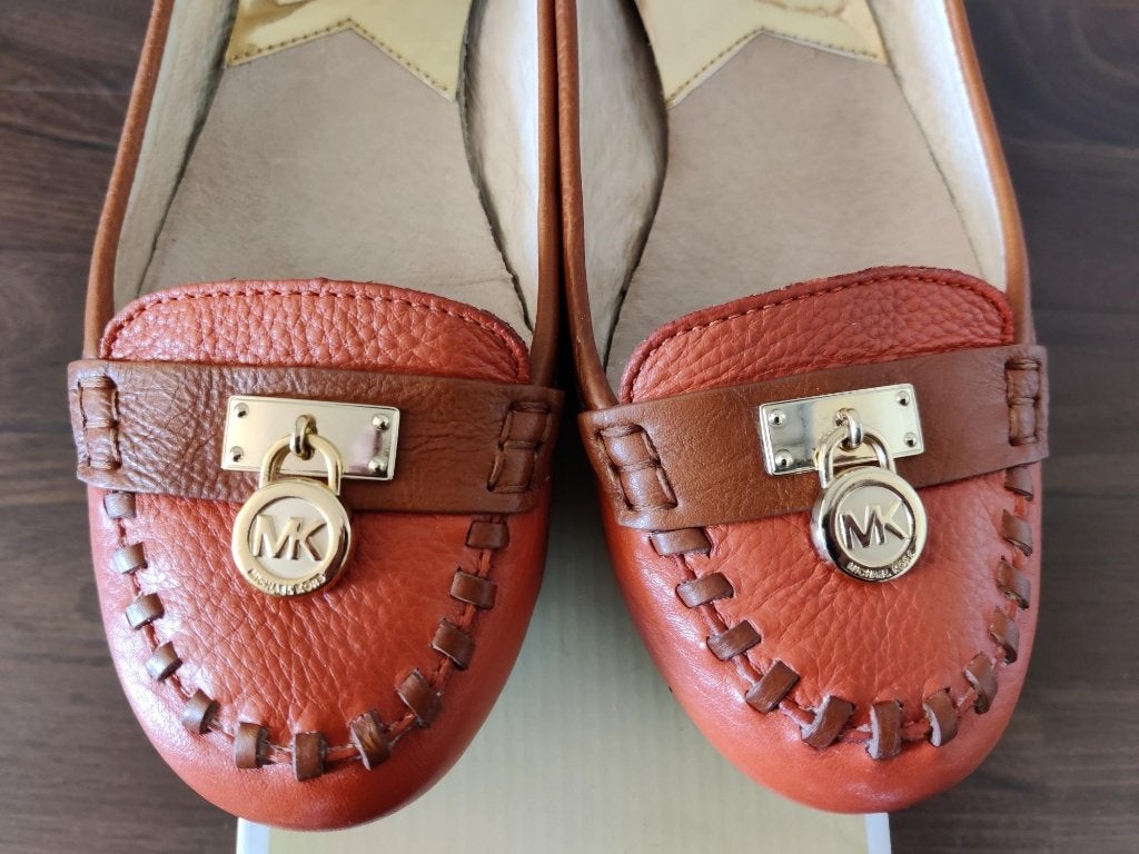 Michael Kors leren loafers Burnt Orange maat 9M, Ophalen of Verzenden, Zo goed als nieuw, Espadrilles of Moccasins, Overige kleuren