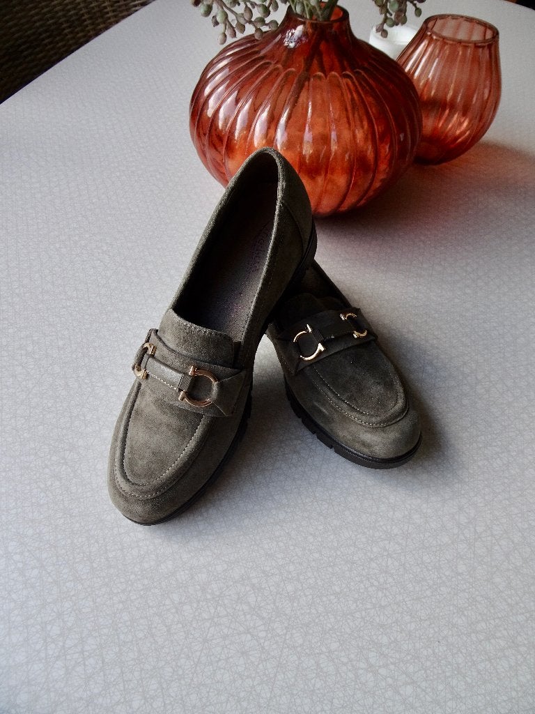 Nieuwe schoenen maat 6,5 van medicus., Kleding | Dames, Instappers, Nieuw, Ophalen of Verzenden, Overige kleuren