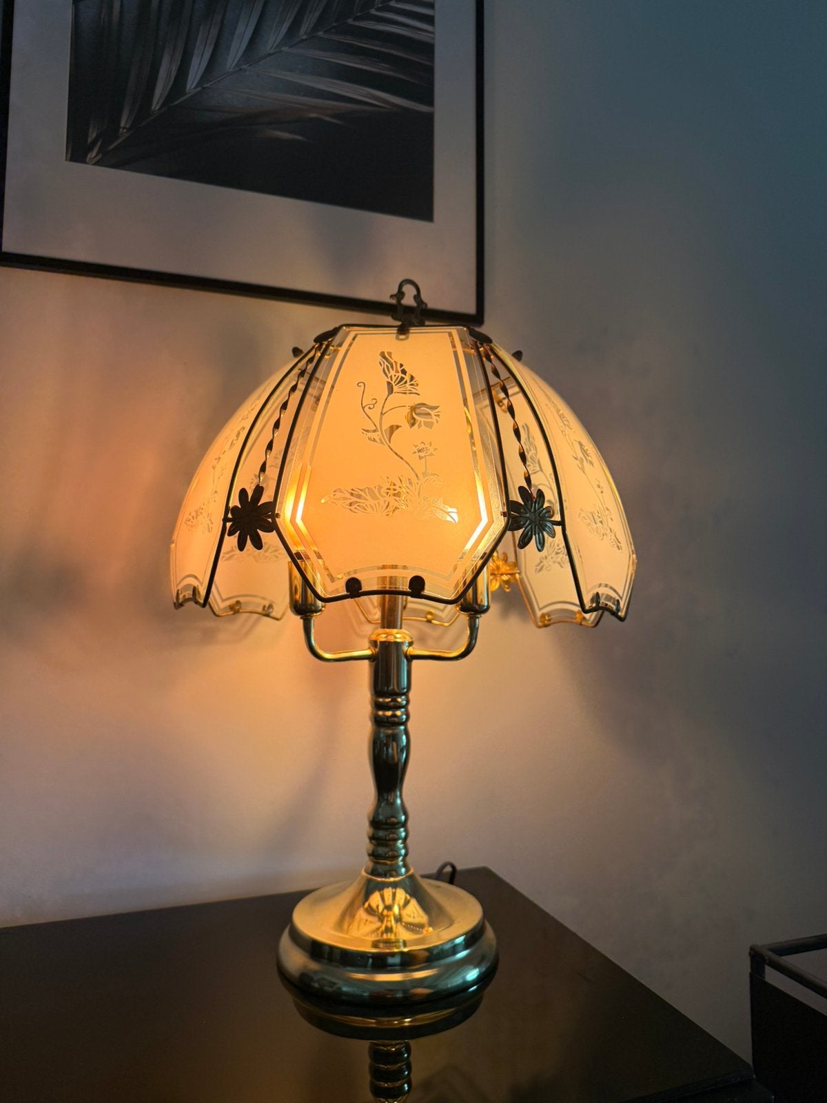 Vintage messing/gouden tafellamp  – bloemenmotief, Ophalen, Vintage, Goud, Glas