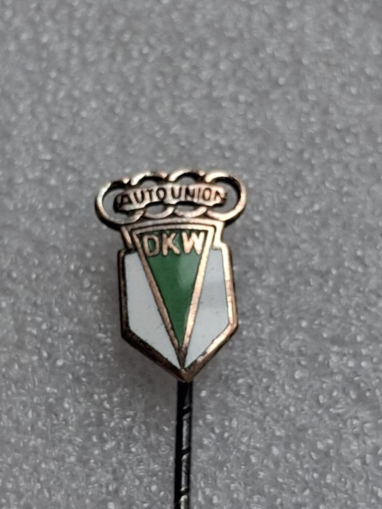 Speldje Auto-union DKW oldtimer email., Ophalen of Verzenden, Gebruikt, Transport