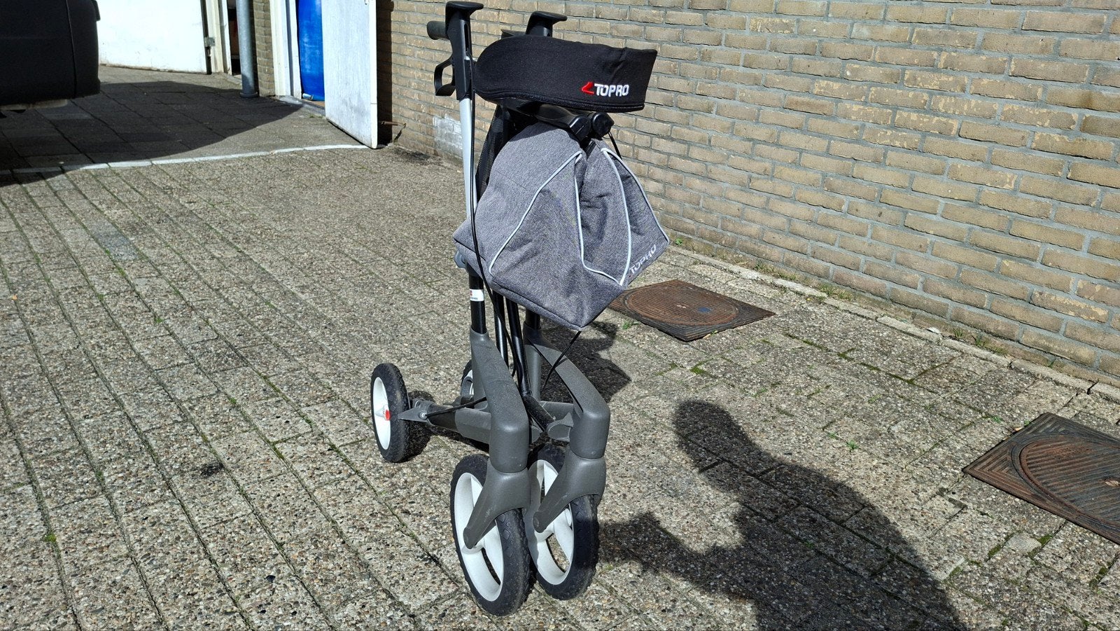 bijna nieuwe rollator, Diversen, Ophalen, Lichtgewicht, Zo goed als nieuw
