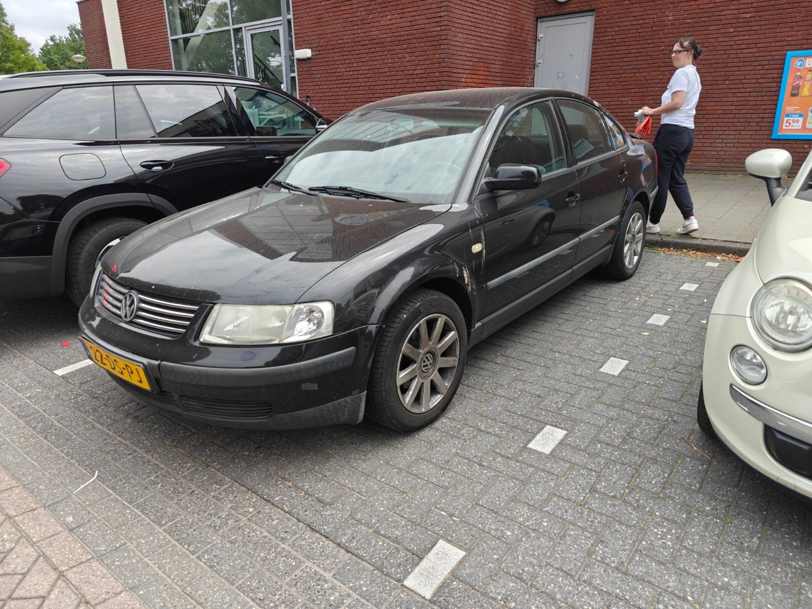 Volkswagen Passat 1.8 20V 92KW 1999 Zwart, Auto's, Volkswagen, Particulier, Passat, ABS, Airbags, Airconditioning, Automatische klimaatregeling