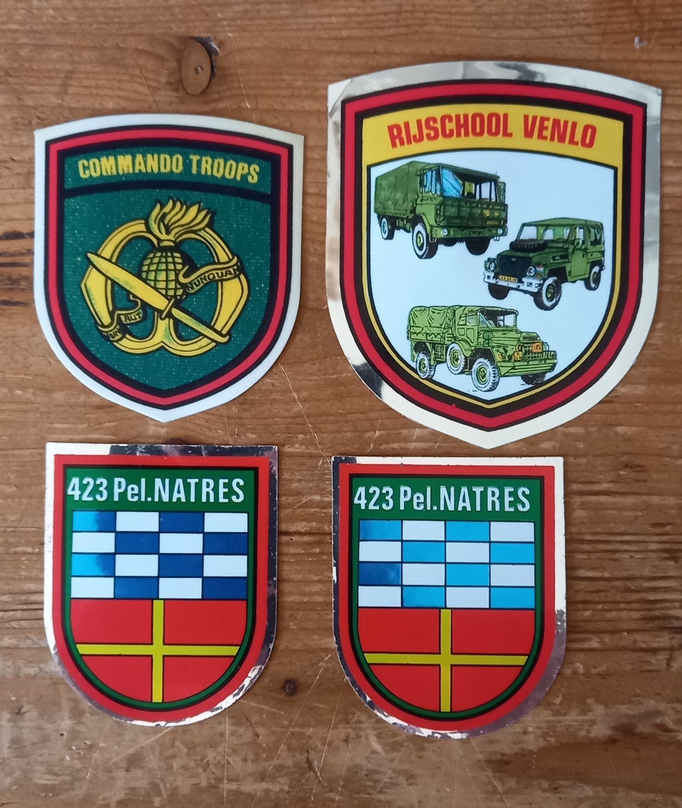 Militaire stickers: KCT, Rijschool Venlo, 423 Pel. Natres, Verzamelen, Ophalen of Verzenden