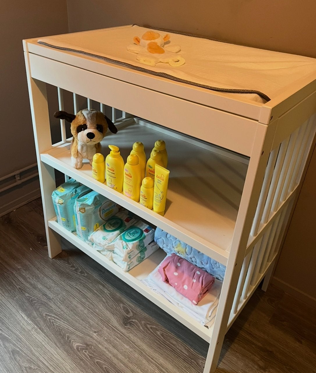 Babybedje en commode wit zonder matras, Ophalen, Zo goed als nieuw