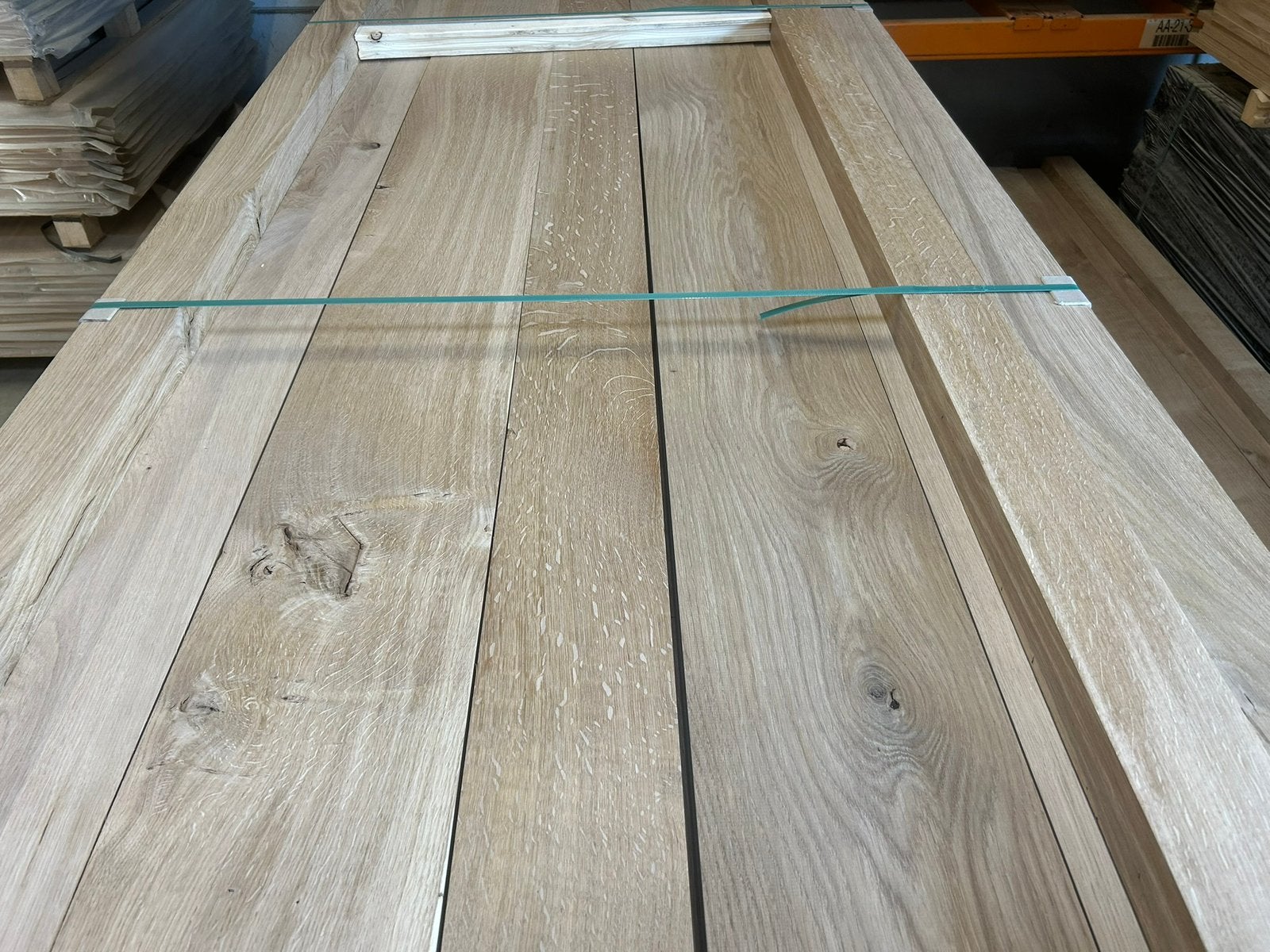 Eiken planken te koop. 40 mm dikte. 215 en 335 cm lang, 25 tot 50 mm, Eiken, Nieuw, Ophalen of Verzenden