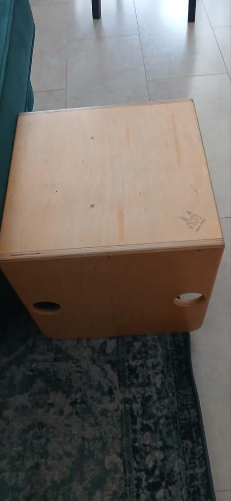 Montessori Kubusstoel / Tafel voor Kinderen, Ophalen of Verzenden, Gebruikt, Stoel