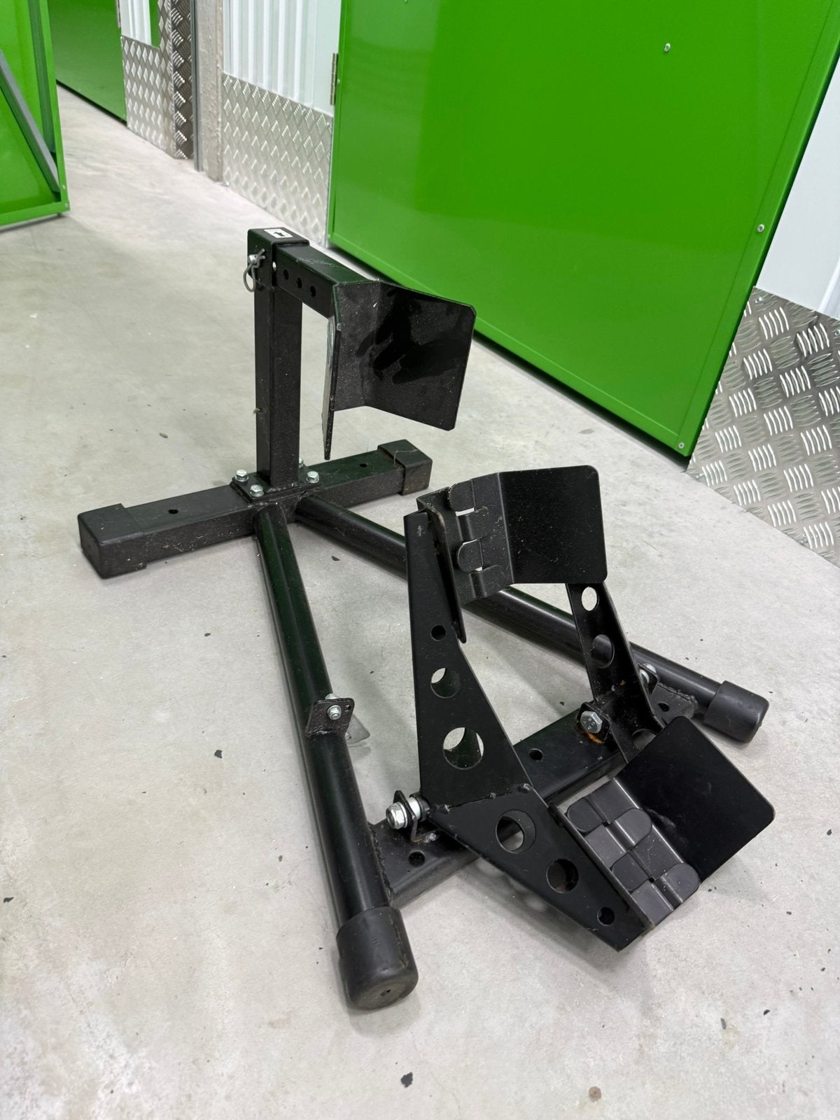 Inrij motor steun, Ophalen