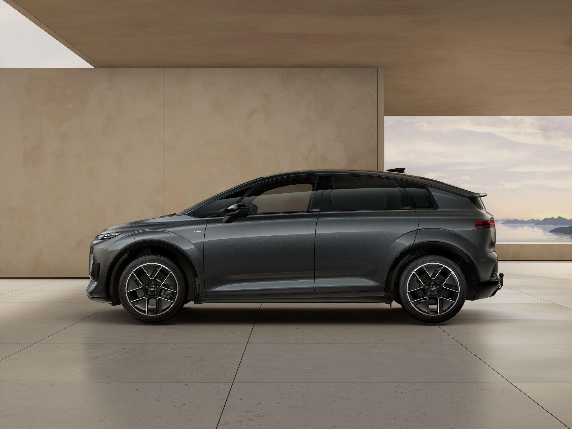 Audi A2 e-tron 231pk S Edition 84 kWh | Tech | Trekhaak Wekl, Auto's, Automaat, 12 maanden, Achterwielaandrijving, Zwart