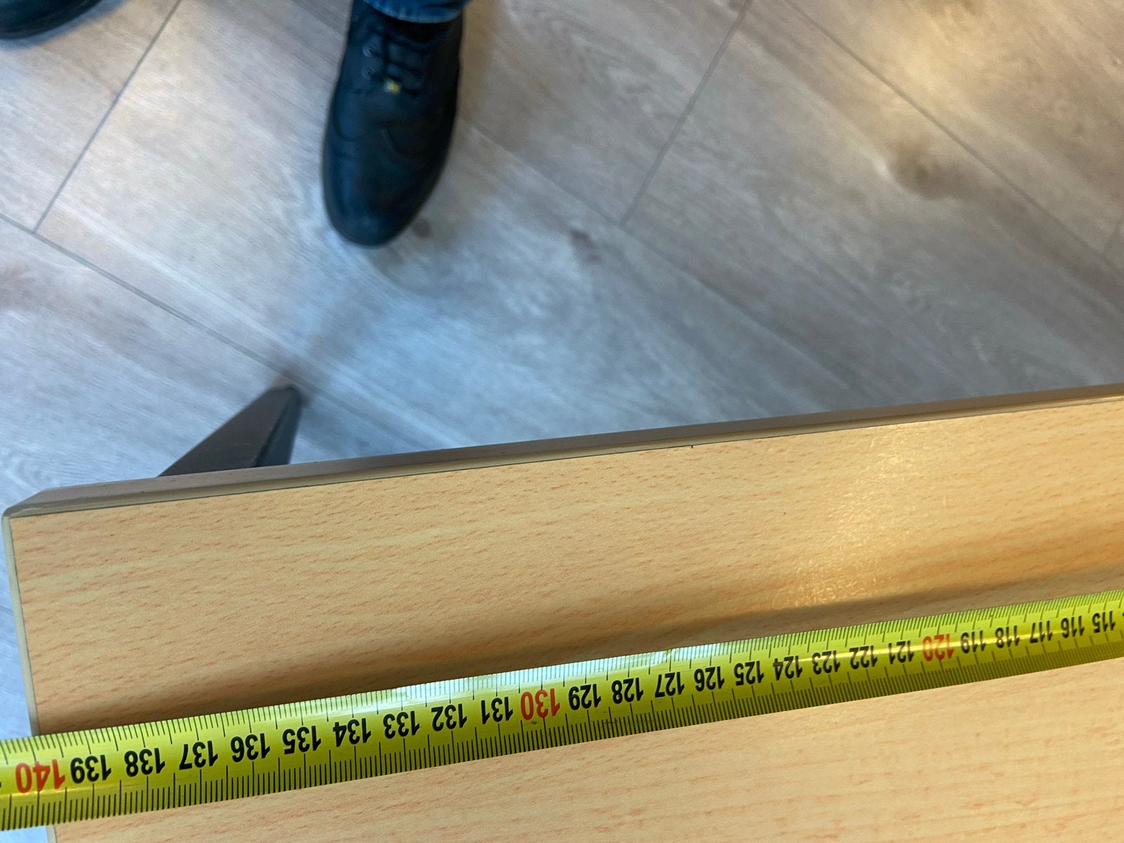 Foto 5 van Kantine/vergadertafels - Gebruikt, goede staat
