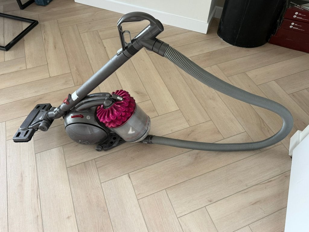Dyson DC52, Witgoed en Apparatuur, Ophalen, Gebruikt, Geschikt voor tapijt, Dyson