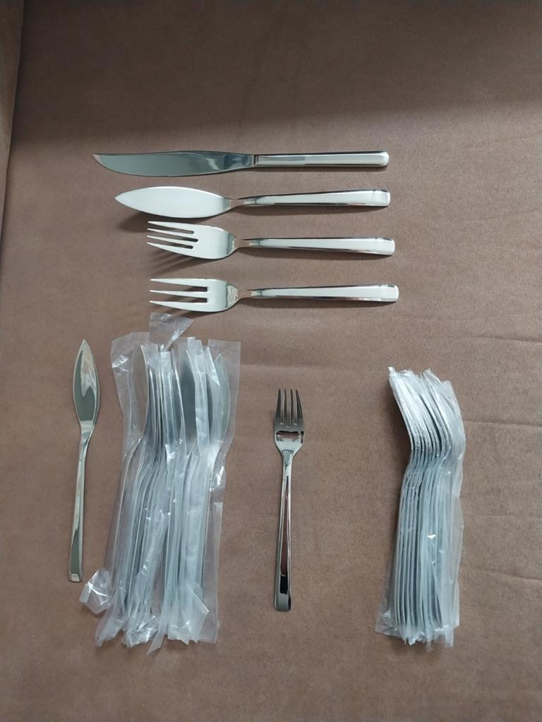 28 delig visbestek (12 personen), Nieuw, Ophalen of Verzenden, Rvs of Chroom, Vaatwasserbestendig