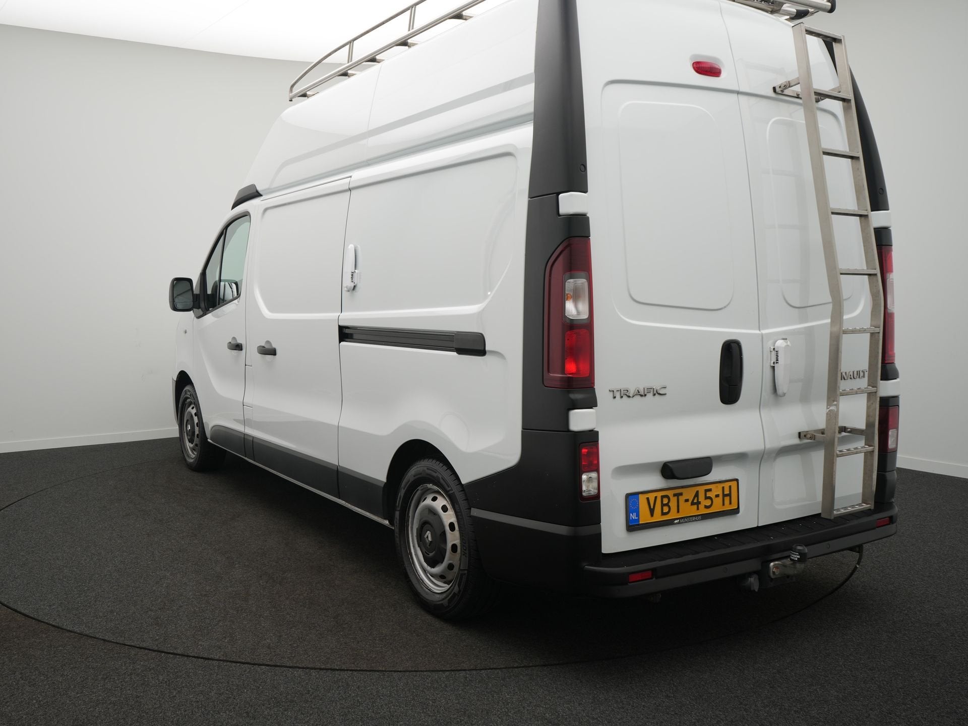 Renault Trafic 1.6 dCi T29 L2H2 Luxe Energy - Complete Kasti, Auto's, Voorwielaandrijving, Gebruikt, 4 cilinders, Wit