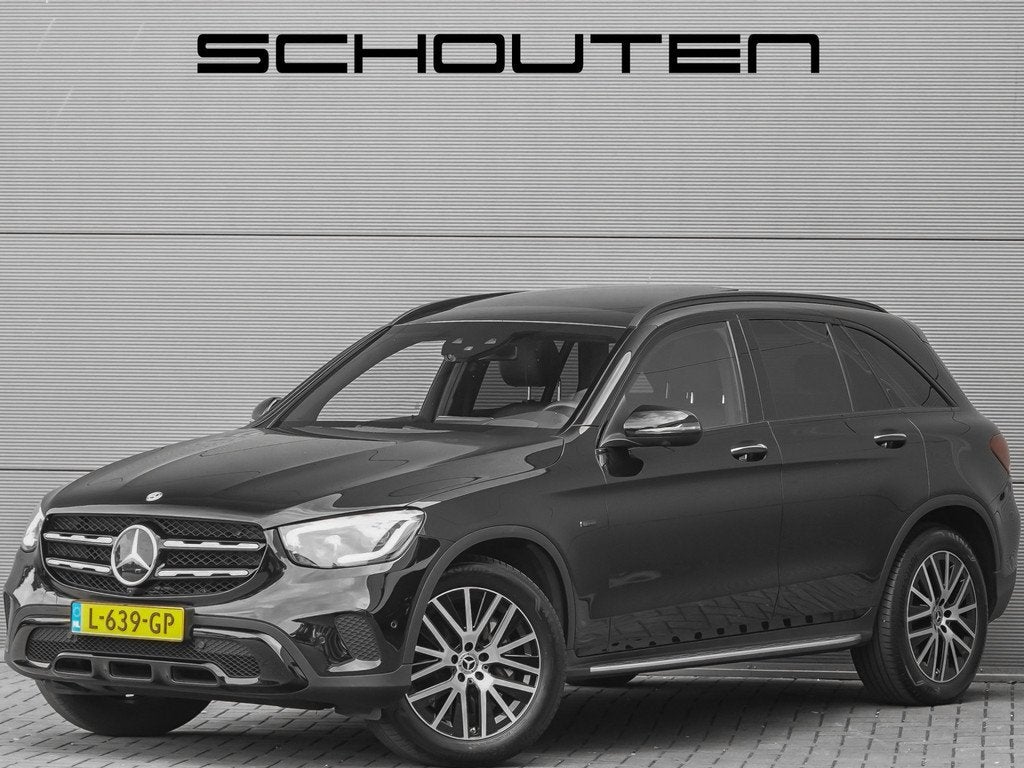 Mercedes-Benz GLC 300e 4MATIC Premium Plus Luchtvering Pano, Auto's, Mercedes-Benz, 12 maanden, Gebruikt, 4 cilinders, 320 pk