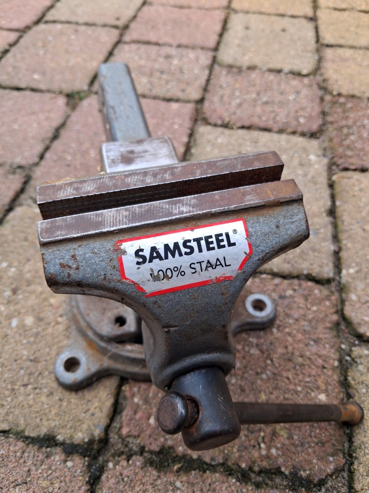 bankschroef draaibaar, Doe-het-zelf en Verbouw, Gereedschap | Handgereedschap, Ophalen of Verzenden, Gebruikt