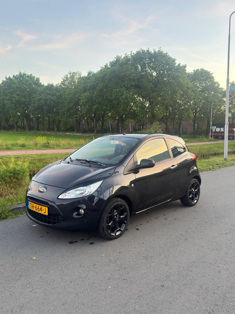 Ford Ka 1.2 2012 NIEUWE DISTRIBUTIE+WP/NIEUWE APK, Auto's, Ford, Voorwielaandrijving, 1242 cc, 4 cilinders, 4 stoelen