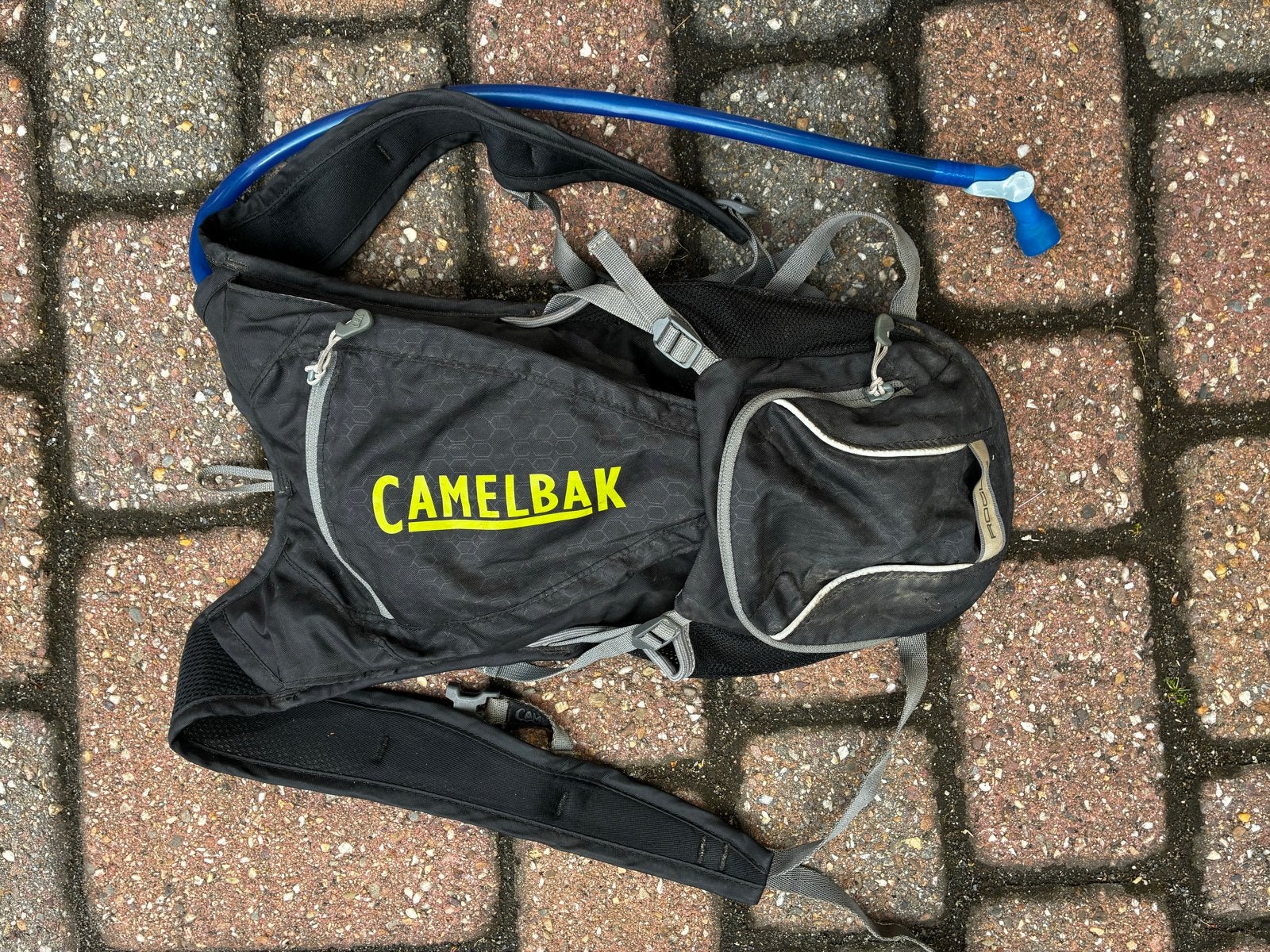 Camelbak Rogue Hydratatie Rugzak met Waterzak, Overige merken, Gebruikt, Minder dan 30 cm, Ophalen of Verzenden