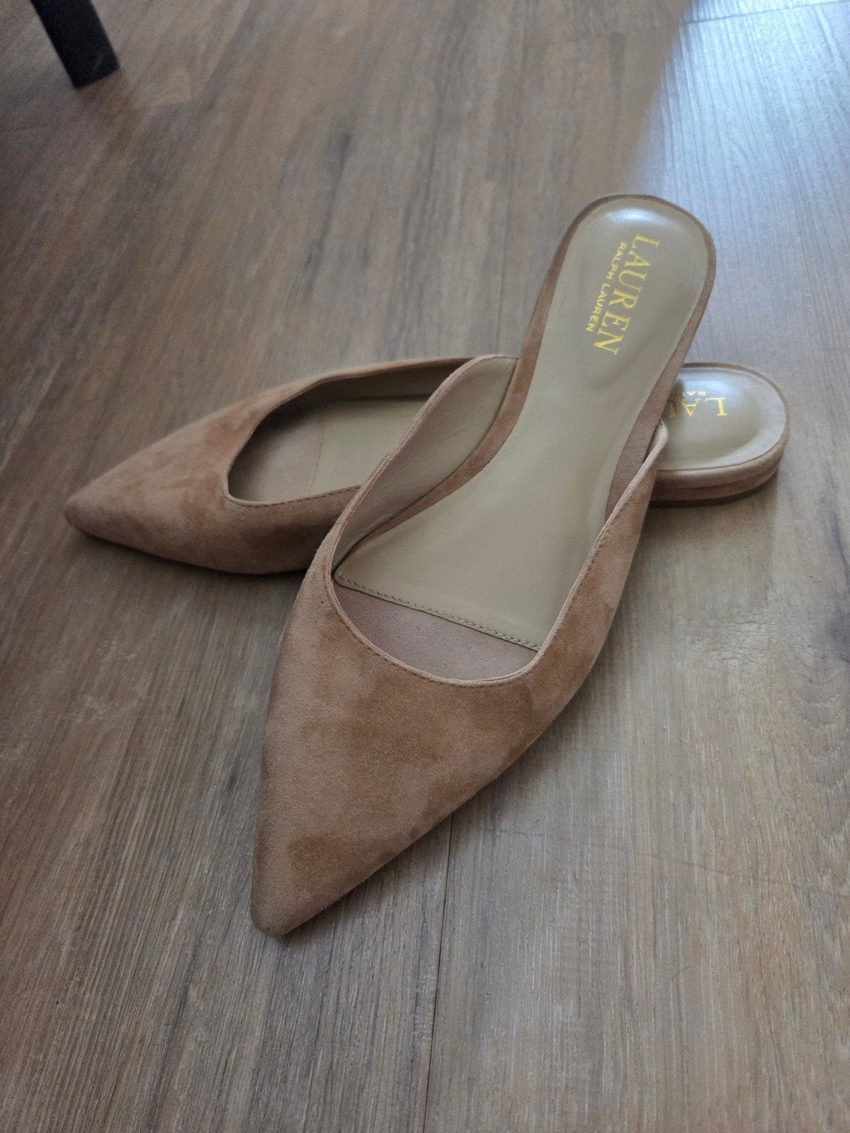 Lauren Ralph Lauren suède muiltjes - Zo goed als nieuw, Beige, Lauren Ralph Lauren, Zo goed als nieuw, Sandalen of Muiltjes