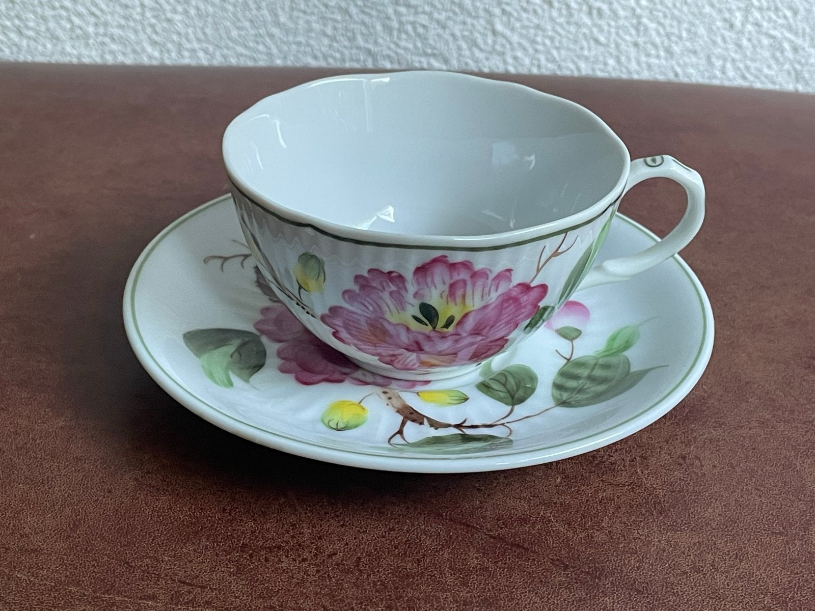 Vintage AW Handmalerei Hybiscus Kop en Schotel, Ophalen of Verzenden