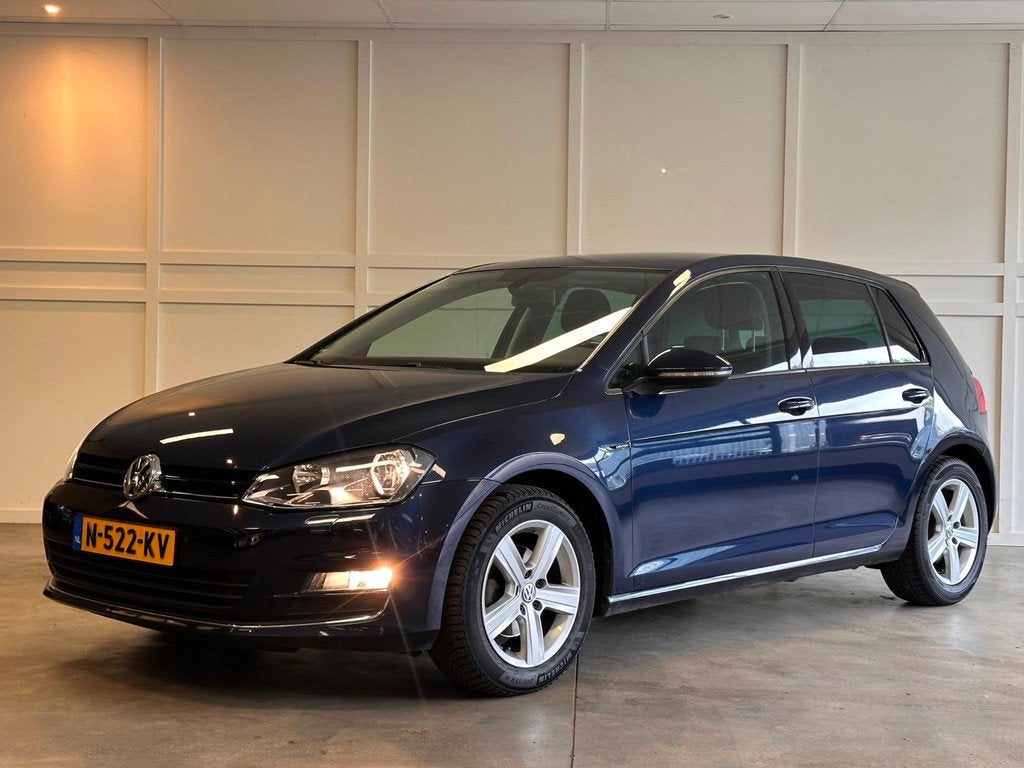 Volkswagen Golf Trendline / 2015 / 103.069KM / Airco / Cruis, Gebruikt, Euro 6, 4 cilinders, Blauw