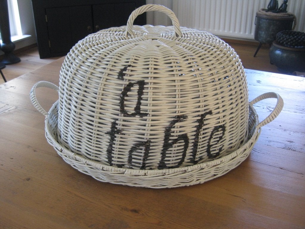 prachtige grote witte rieten mand/stolp [doorsnee 53 cm.], Huis en Inrichting, Ophalen, Mand, Rond, Zo goed als nieuw