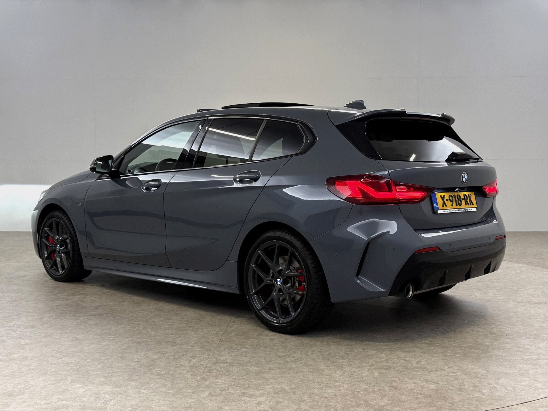 BMW 1-serie 118i M-Sport | Pano | Virtual | H/K | Sfeer | Ca, Auto's, 136 pk, Gebruikt, Origineel Nederlands, 3 cilinders