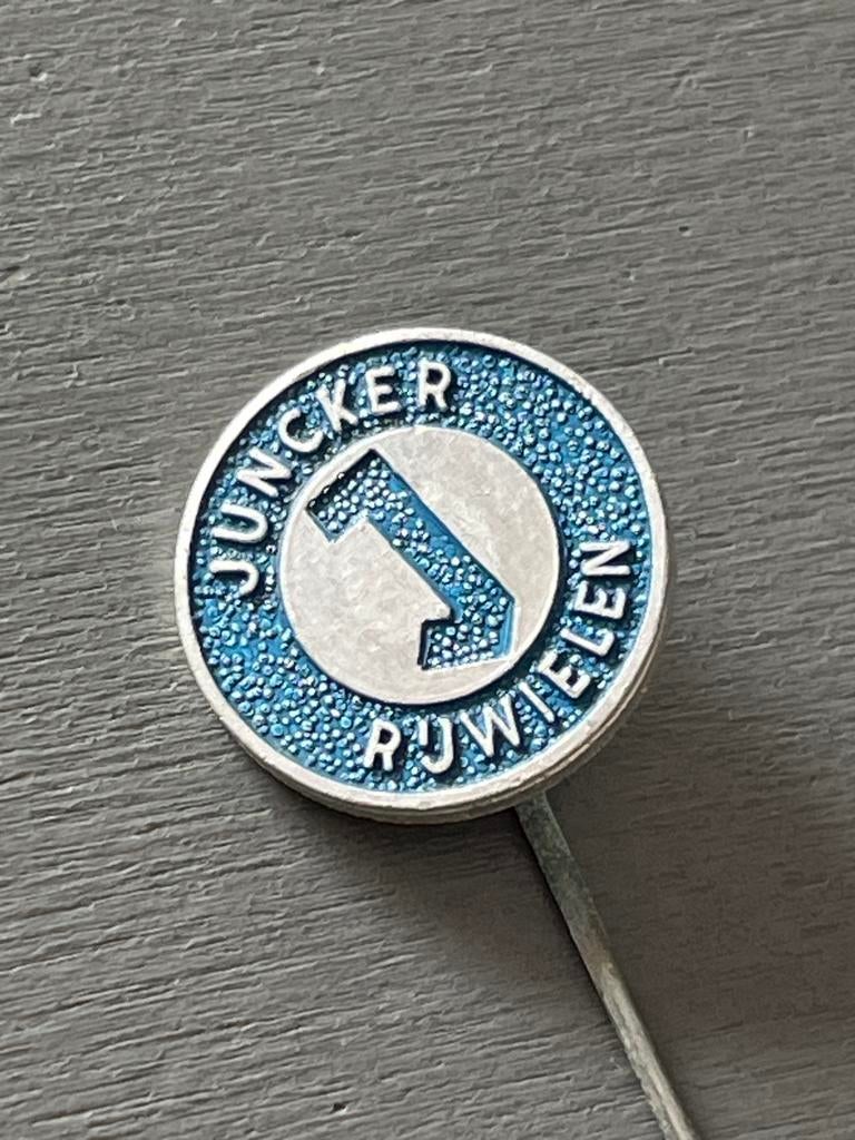 Vintage Juncker Juwelen Speldje - Zeldzaam Verzamelobject, Verzamelen, Gebruikt, Ophalen of Verzenden, Speldje of Pin, Nvt