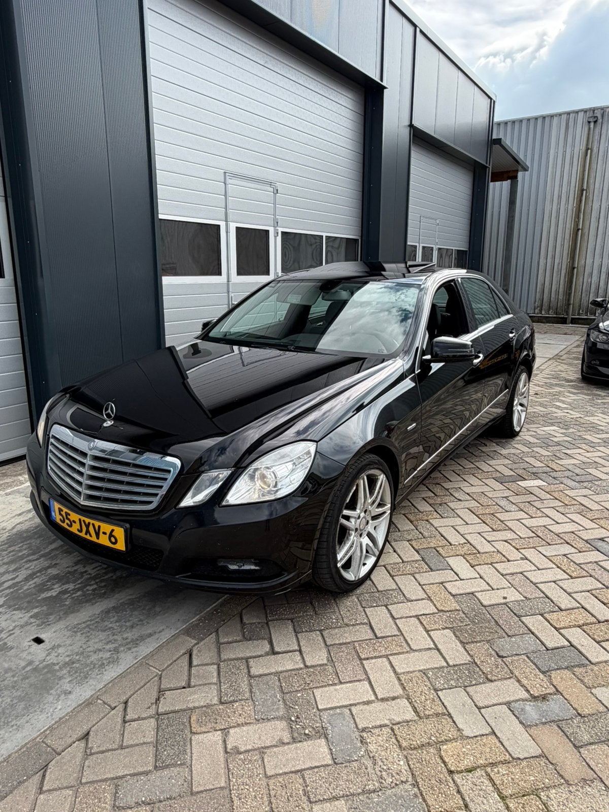 Mercedes-Benz E-Klasse 3.0 CDI E350 Sedan AUT 2009 Zwart, Auto's, Automaat, Zwart, 197 €/maand, Bedrijf