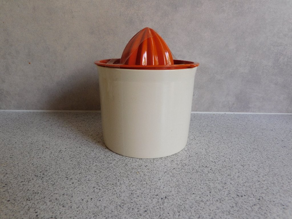 Tupperware Keukenhulpje Citruspers Oranje Crème 400 ml, Gebruikt, 400 ml, Overige typen, Oranje