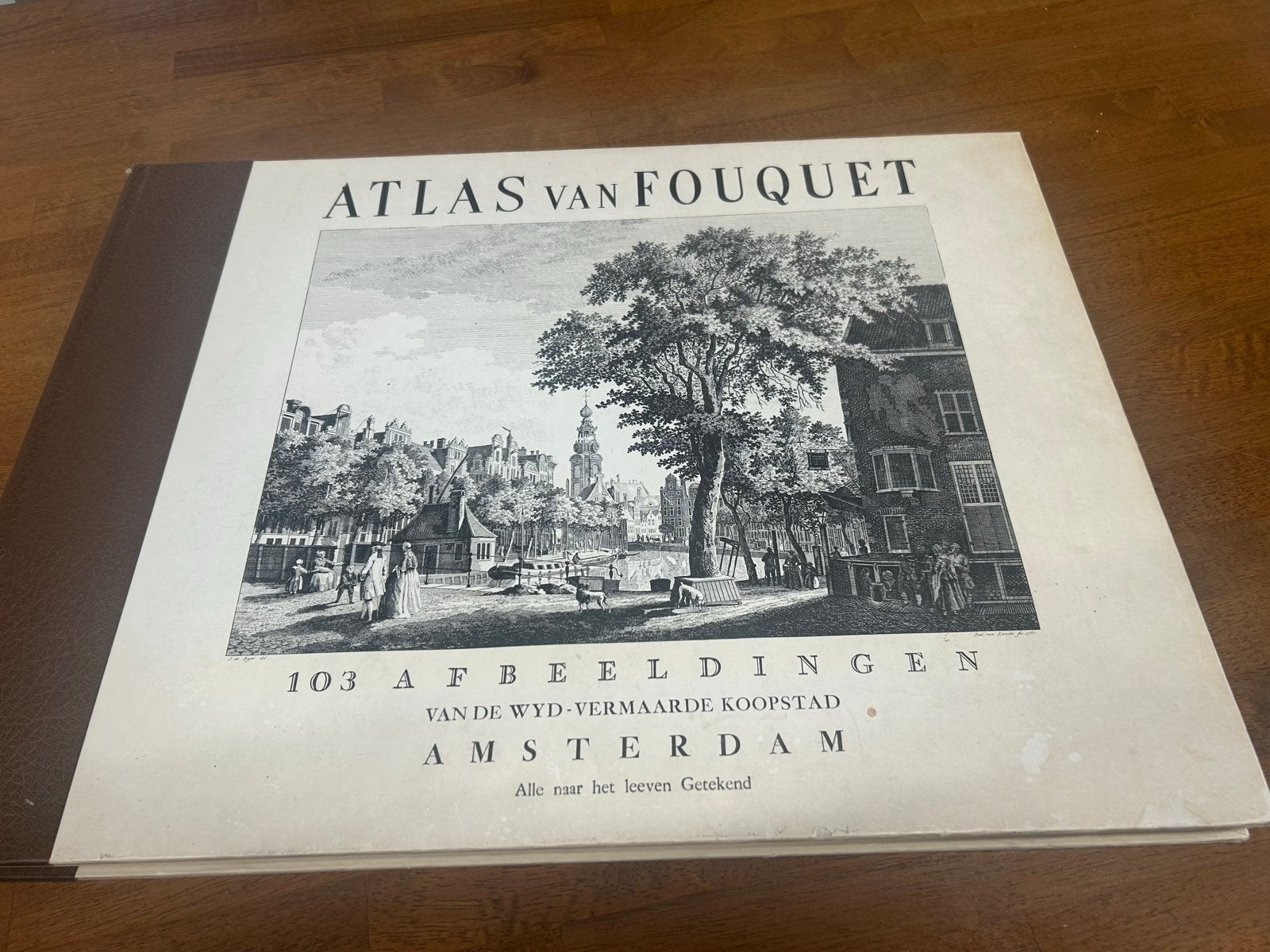 Atlas van Fouquet: 103 Afbeeldingen van Amsterdam, Gelezen, Overige atlassen, Ophalen of Verzenden, 1800 tot 2000