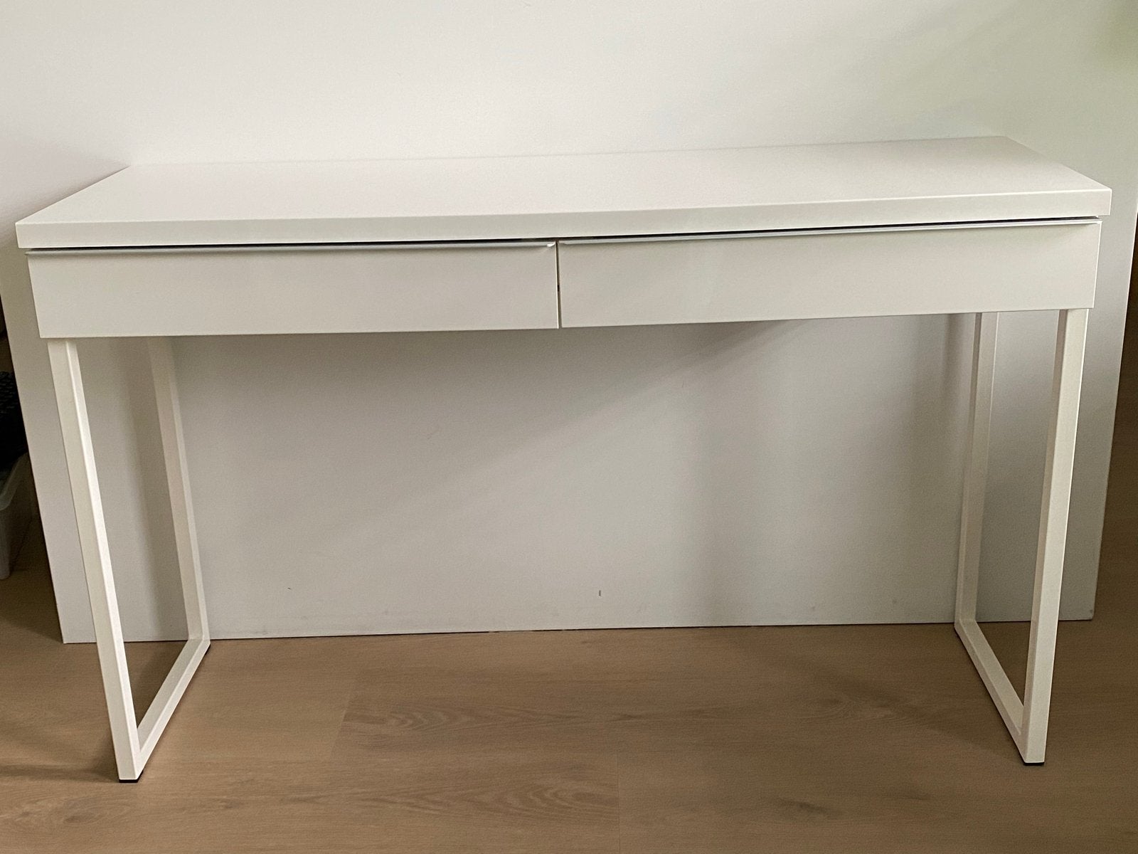 IKEA Besta Burs sidetable/bureau wit, Huis en Inrichting, Bureaus, Ophalen, Overige typen, Met lades, Spaanplaat of MDF