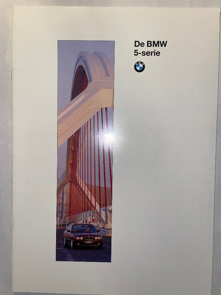 BMW 5 E34 Sedan Touring brochure folder 1994 1995 Nederlands, Boeken, Ophalen of Verzenden, Zo goed als nieuw, BMW