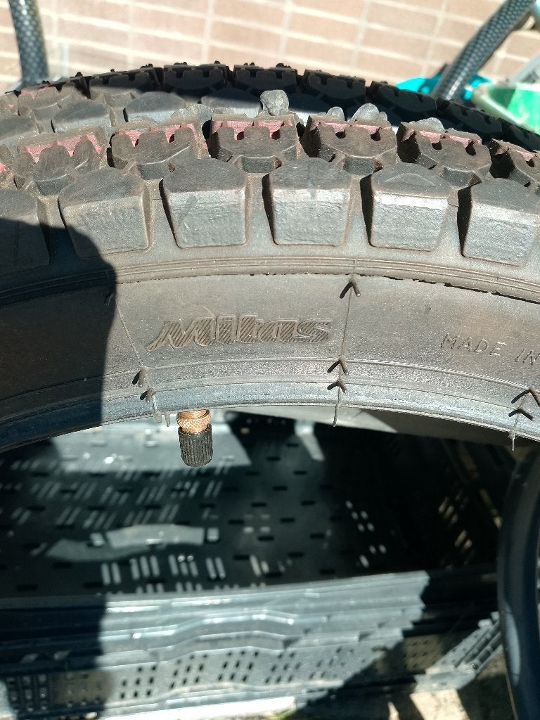 Te Koop Mitas brommerbanden, Ophalen of Verzenden, Zo goed als nieuw, Overige typen, Overige merken