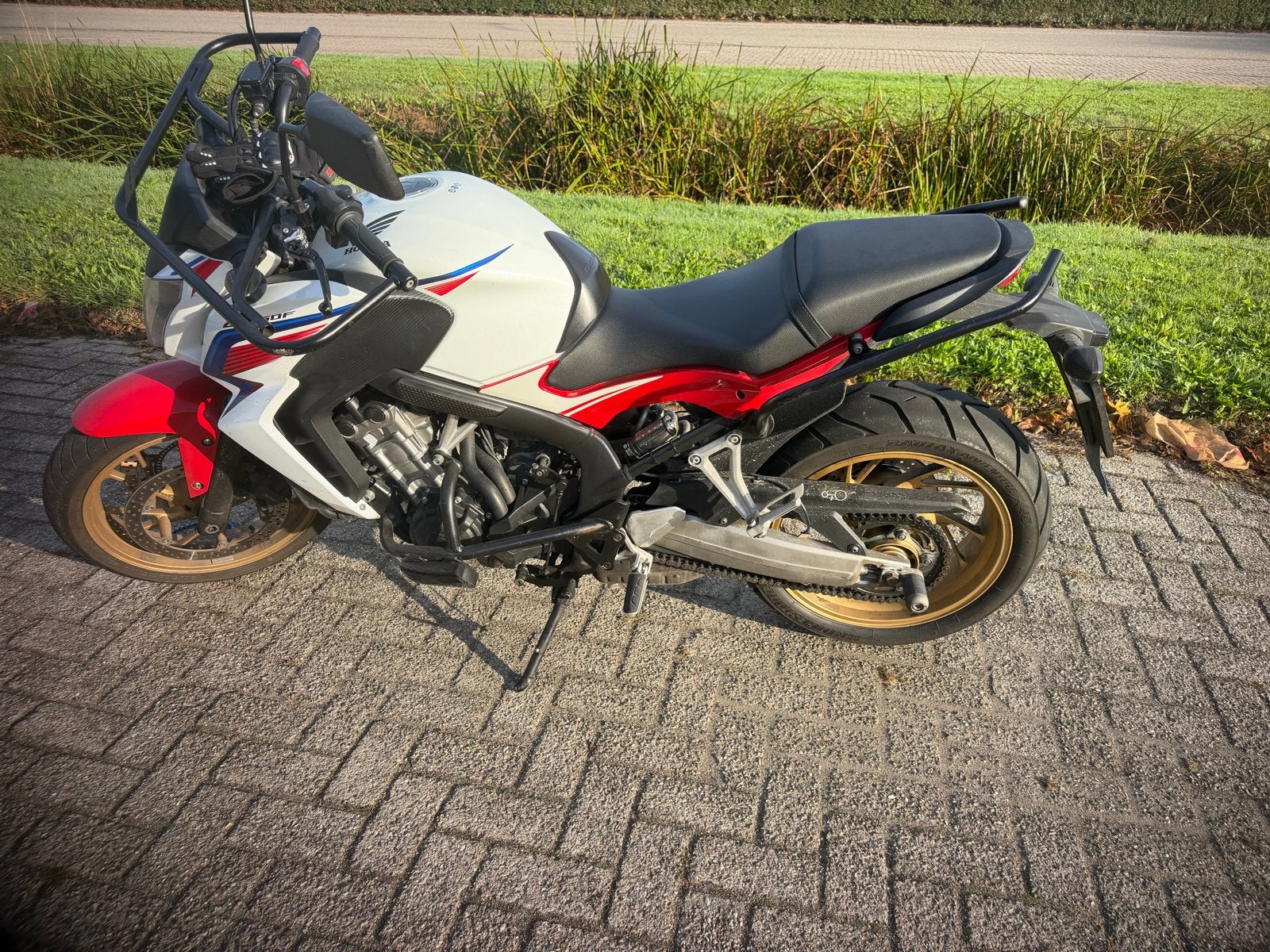 Honda CB650F - Sportieve Naked Bike, 4 cilinders, Motorrijbewijs A, Gebruikt, Particulier