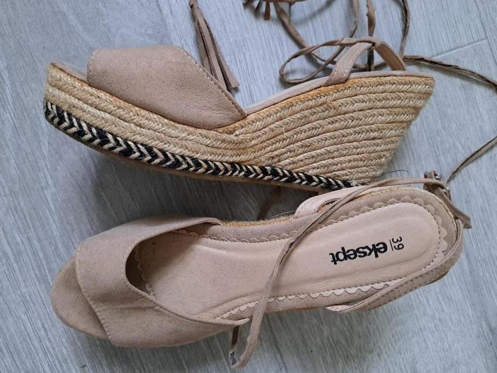 Eksept espadrilles, Kleding | Dames, Schoenen, Beige, Ophalen of Verzenden, Zo goed als nieuw, Espadrilles of Moccasins