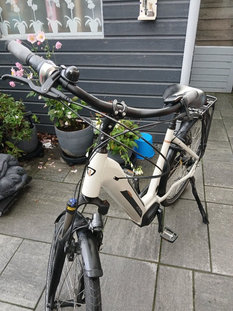 Electrische fiets, Fietsen en Brommers, Zo goed als nieuw, 51 tot 55 cm, 50 km per accu of meer, Ophalen