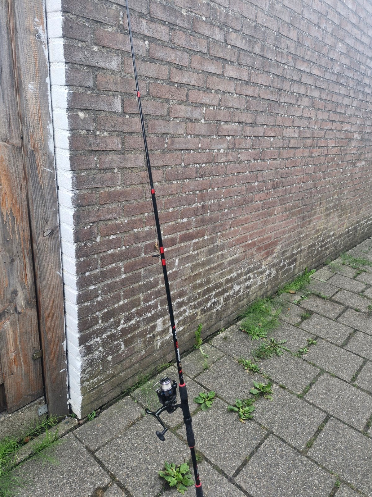 Goede vishengel met molen, Watersport en Boten, Ophalen, Gebruikt, Complete hengel